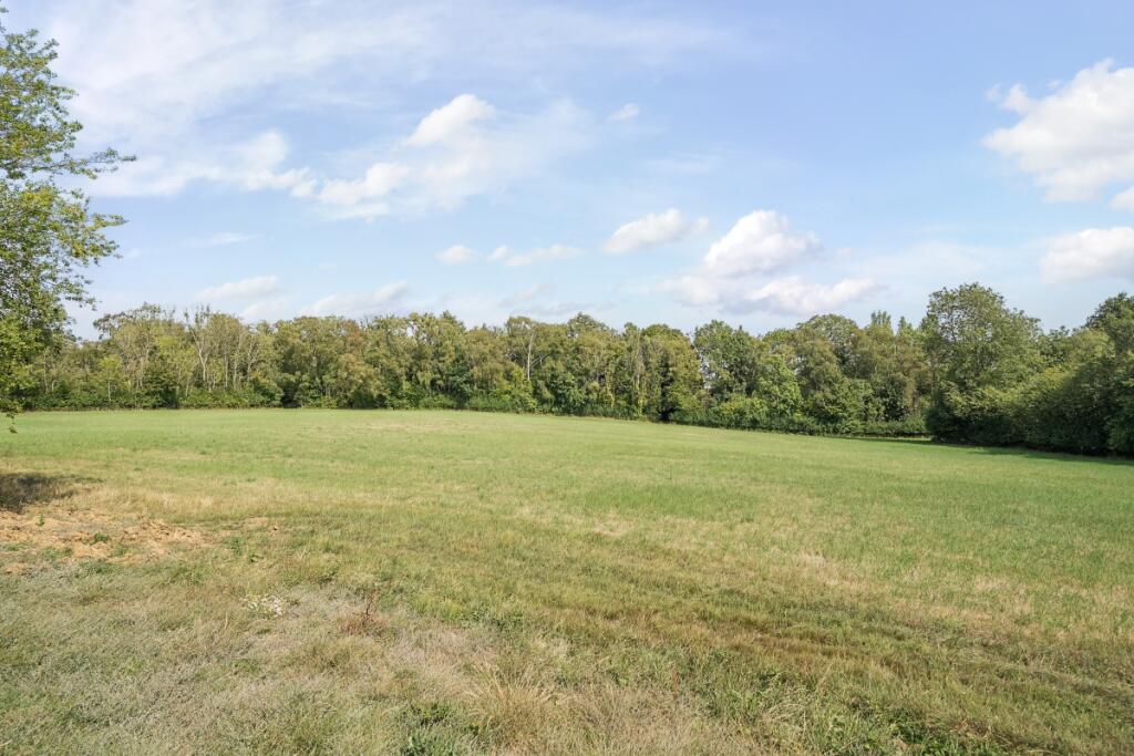 1333806-6-68936fb...