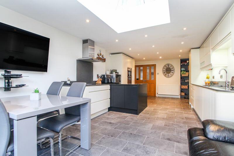 Kitchen/Diner/Family Room