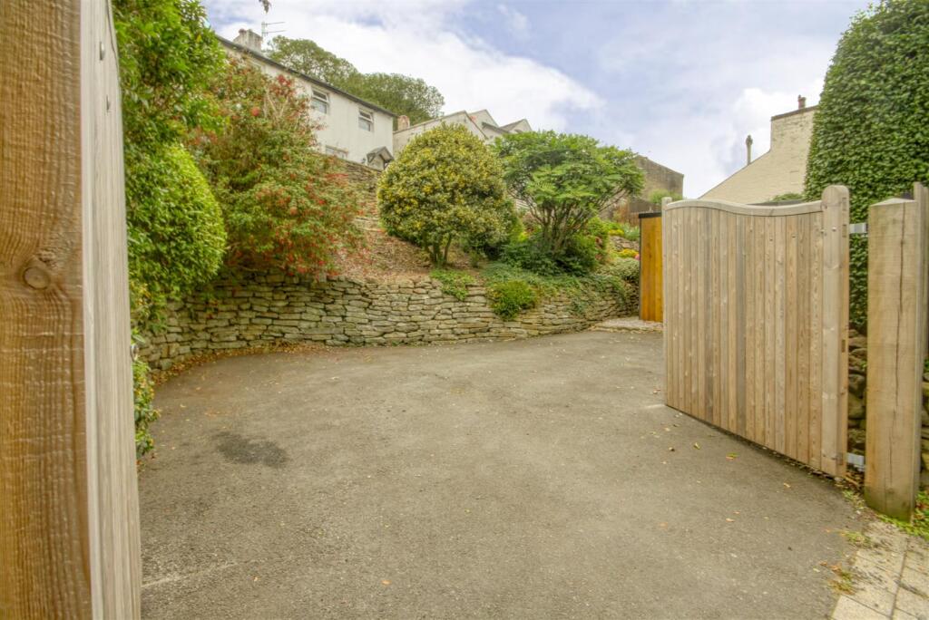 2.1.jpg