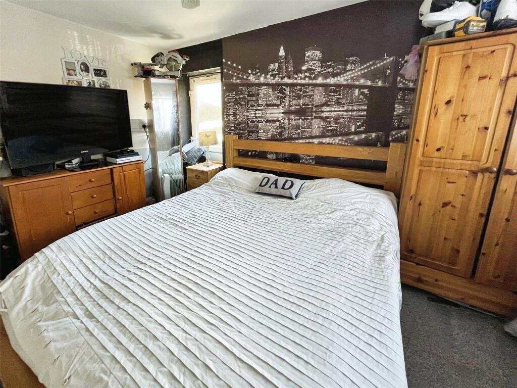 Bedroom  No. 09