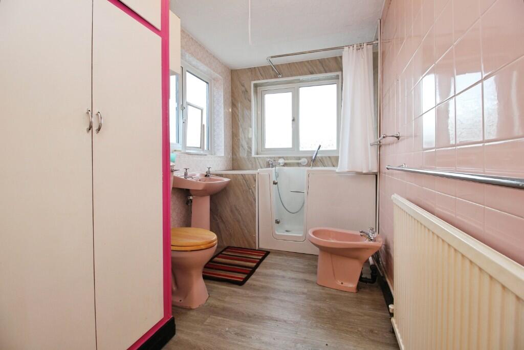 Meanwood Road, Leeds, West Yorkshire, LS6