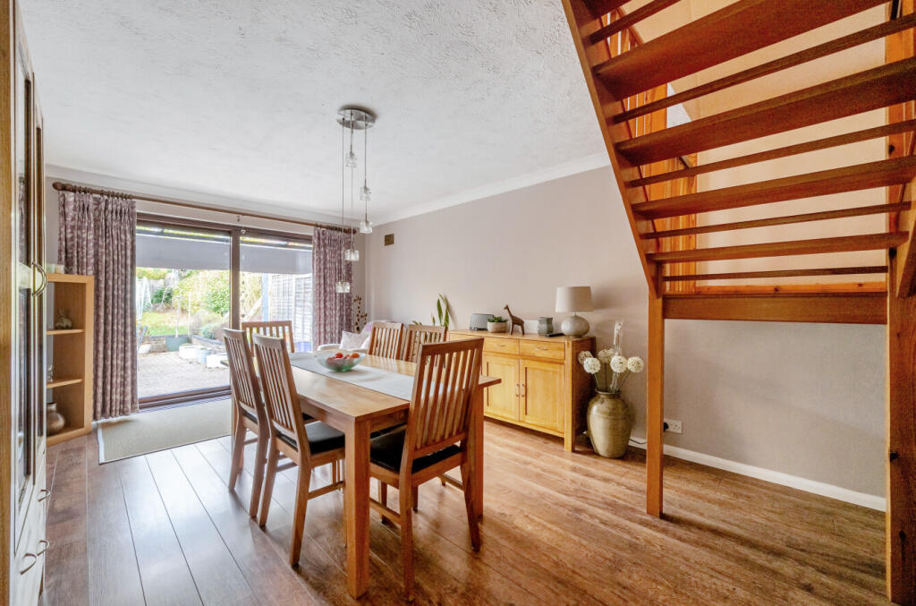 1384025-26-69259d...