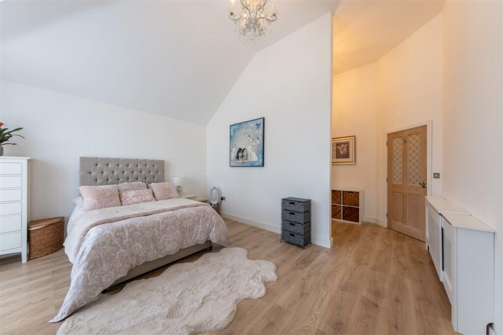 127a Crewe Road-027.jpg