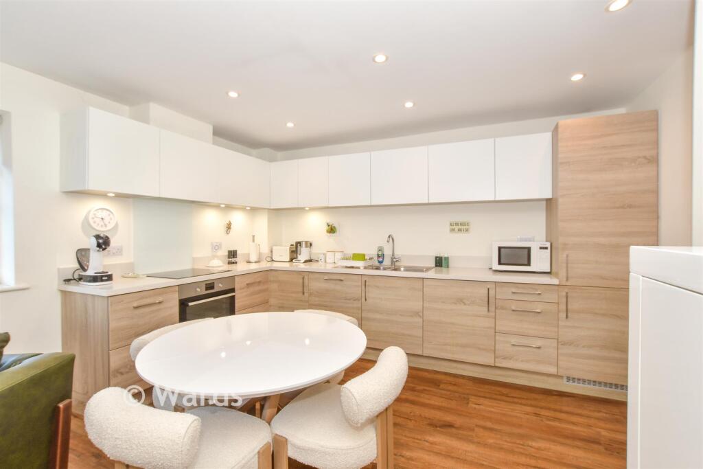 Kitchen/Diner/Lounge