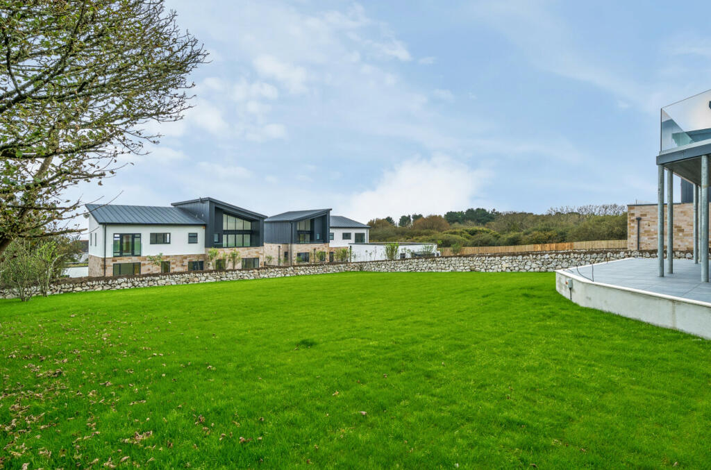 Plot 4