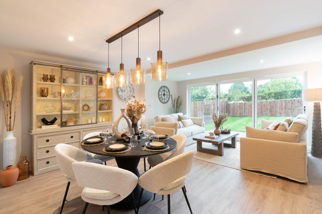 The Redburn | Showroom Dining Room