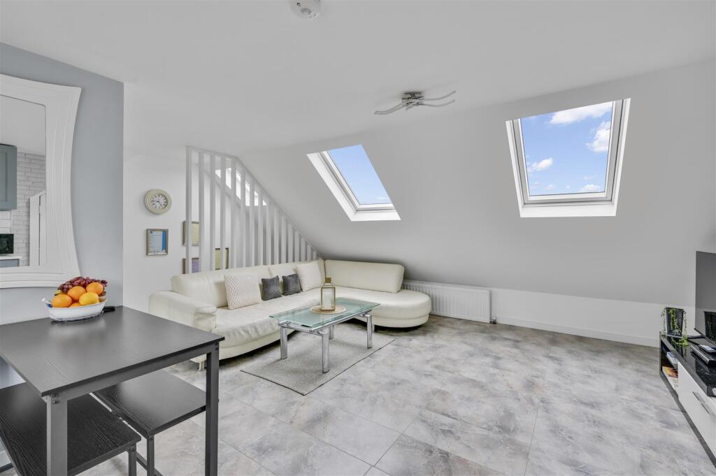 Daniels_11, Barford Close London, NW4 _004.jpg