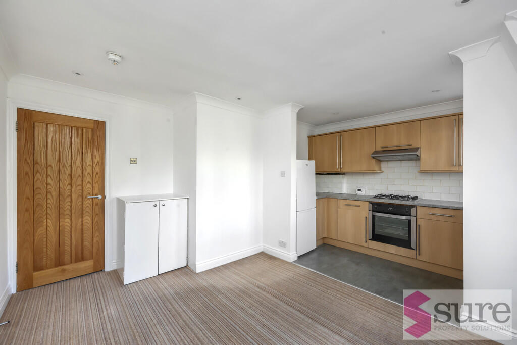 Marine Parade, 11...