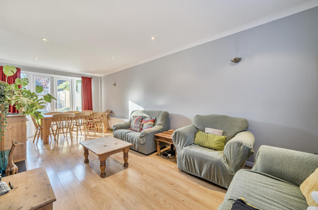 1361893-8-68dc023...