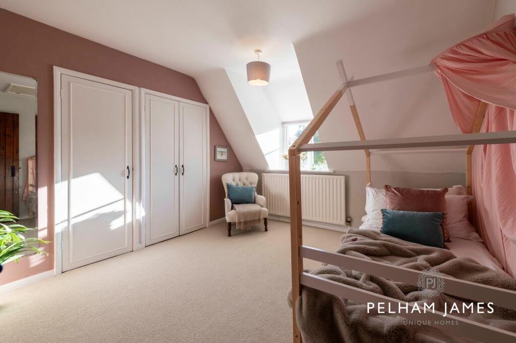 Third Bedroom, Floral Cottage, Glapthorn
