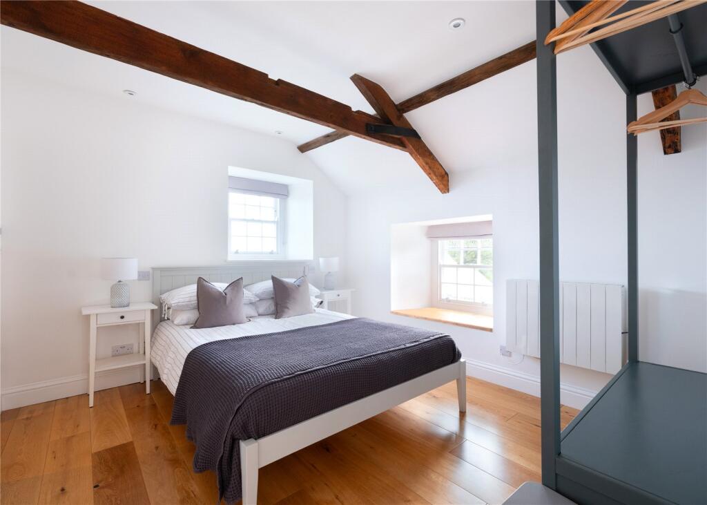 Merchant Bedroom