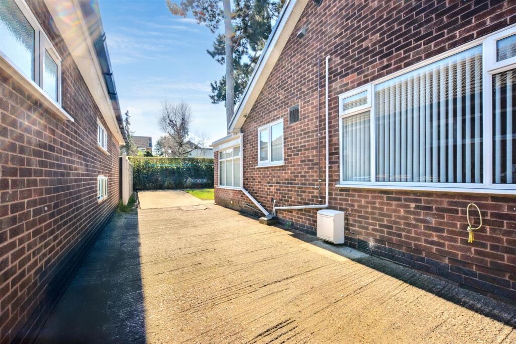 Driveway.jpeg