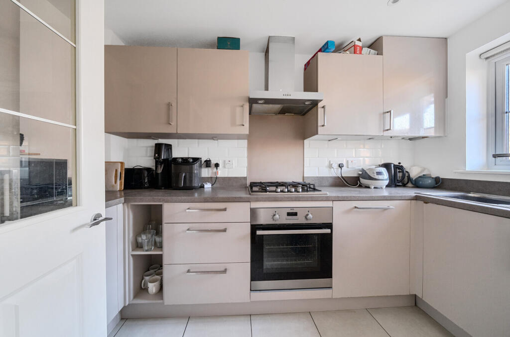 1374055-19-6909d4...