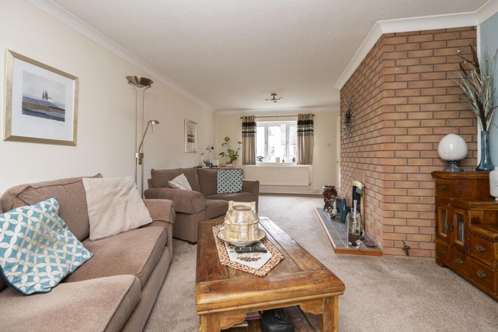 Lounge, West Stonebridge, Peterborough, Ewemove sa