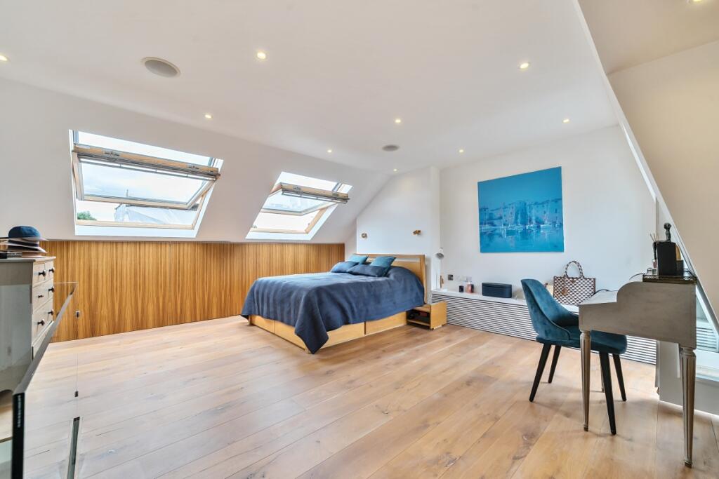 1331804-4-688903e...