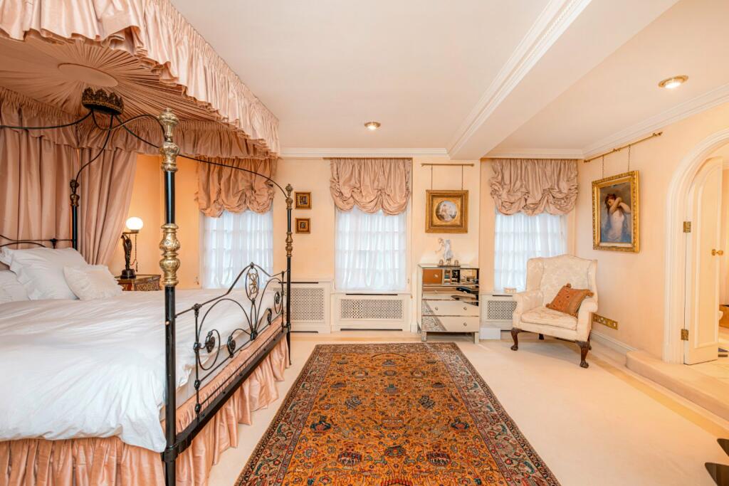 Principal Bedroom