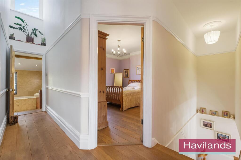 Green Dragon Lane-6.jpg