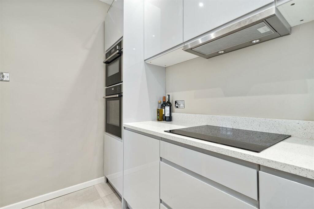 Kitchen (2)