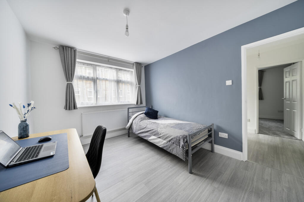 1309521-10-6847fa...