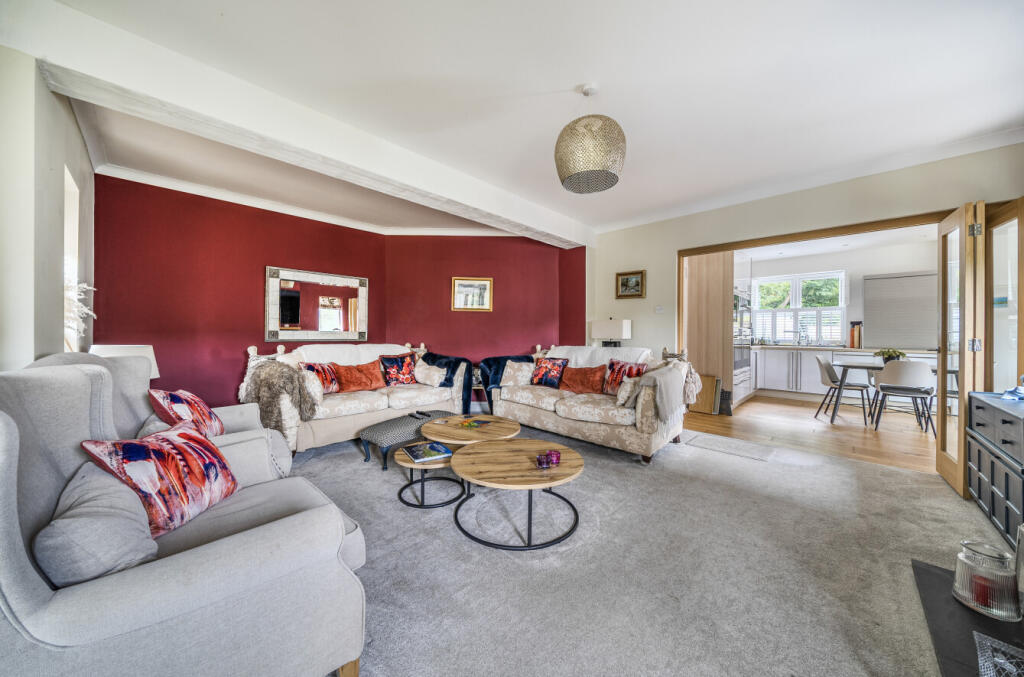 1306021-12-684205...