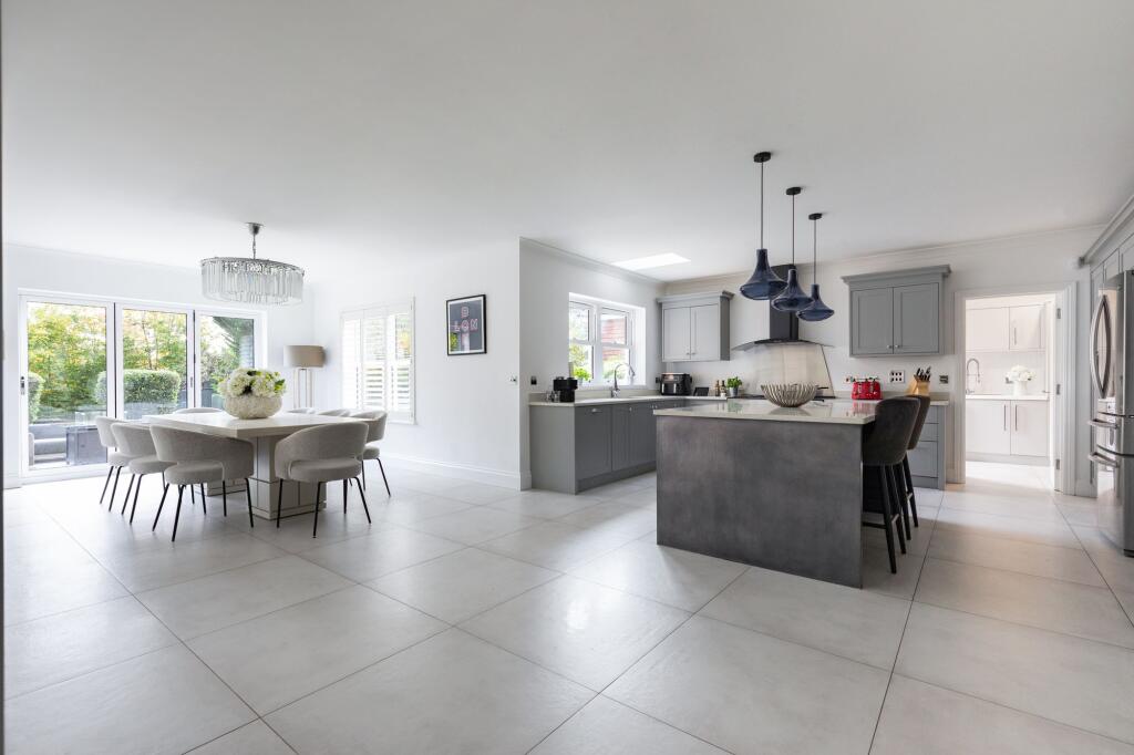 Kitchen / Diner