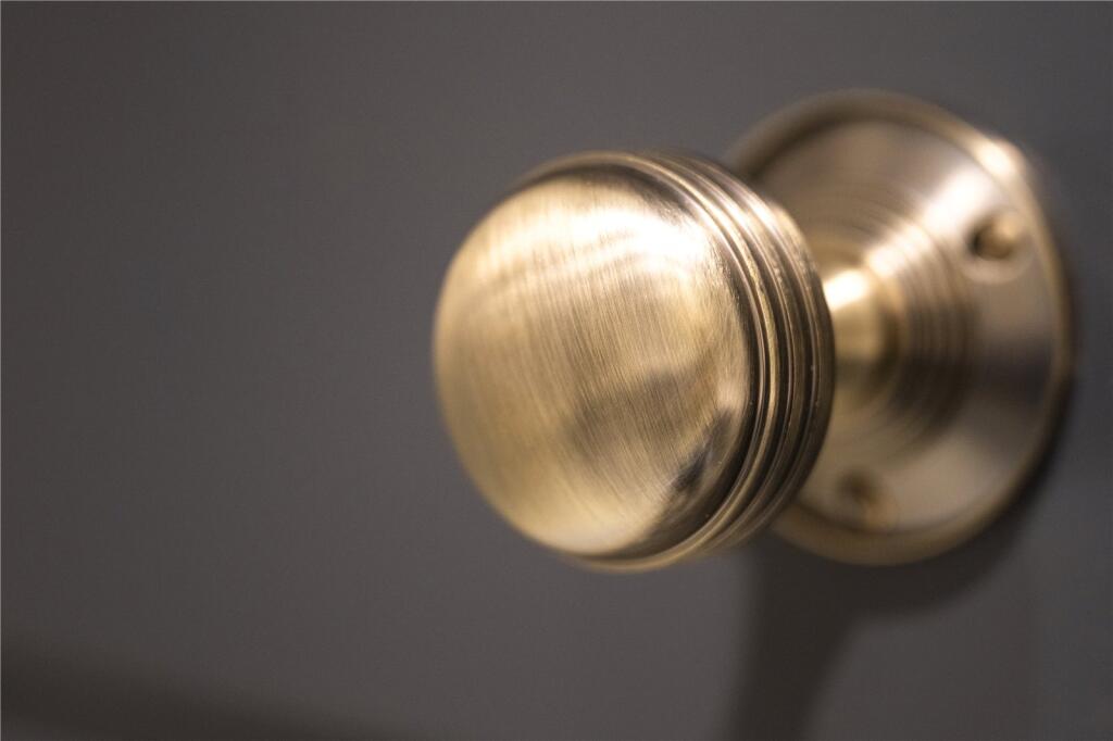 Knob