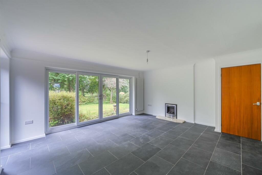 8 Erasmus Way (18 of 40).jpg