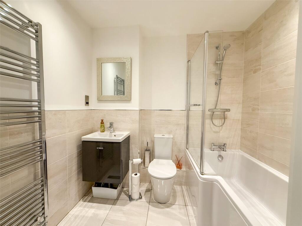 Main Bathroom