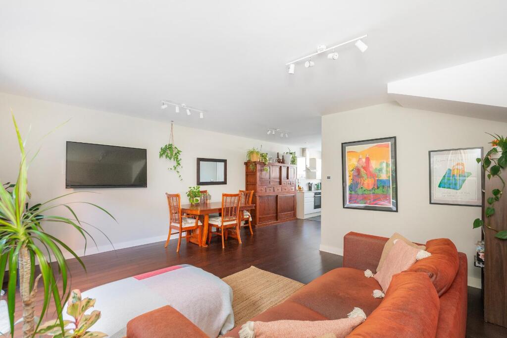 1B4RTN - Reception A.jpg