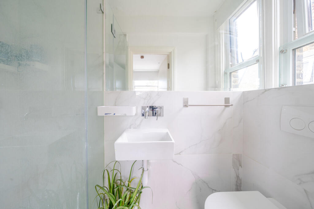 1316962-3-685d3cb...