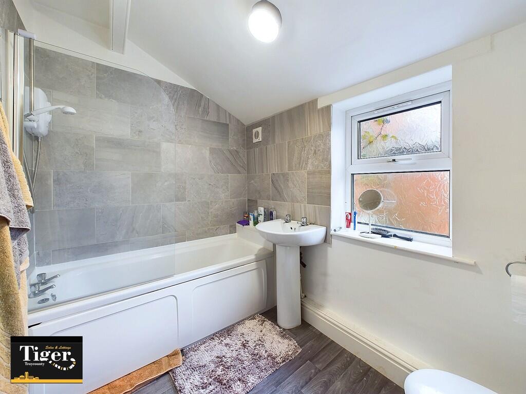 CAM03440G0-PR0236...