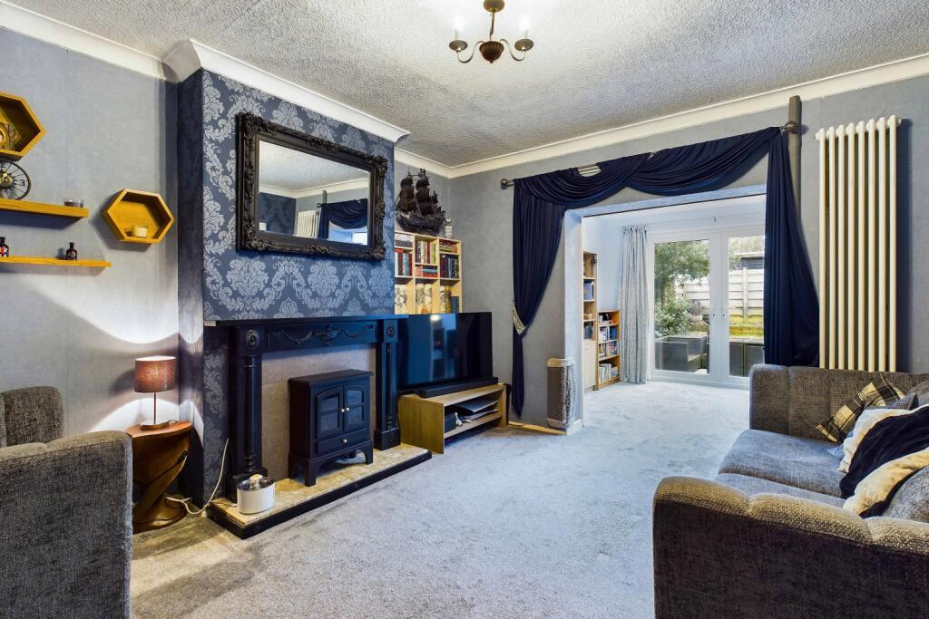 CAM03162G0-PR0207-STILL006