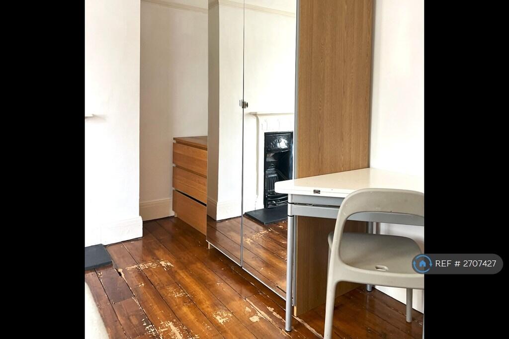 Room 5