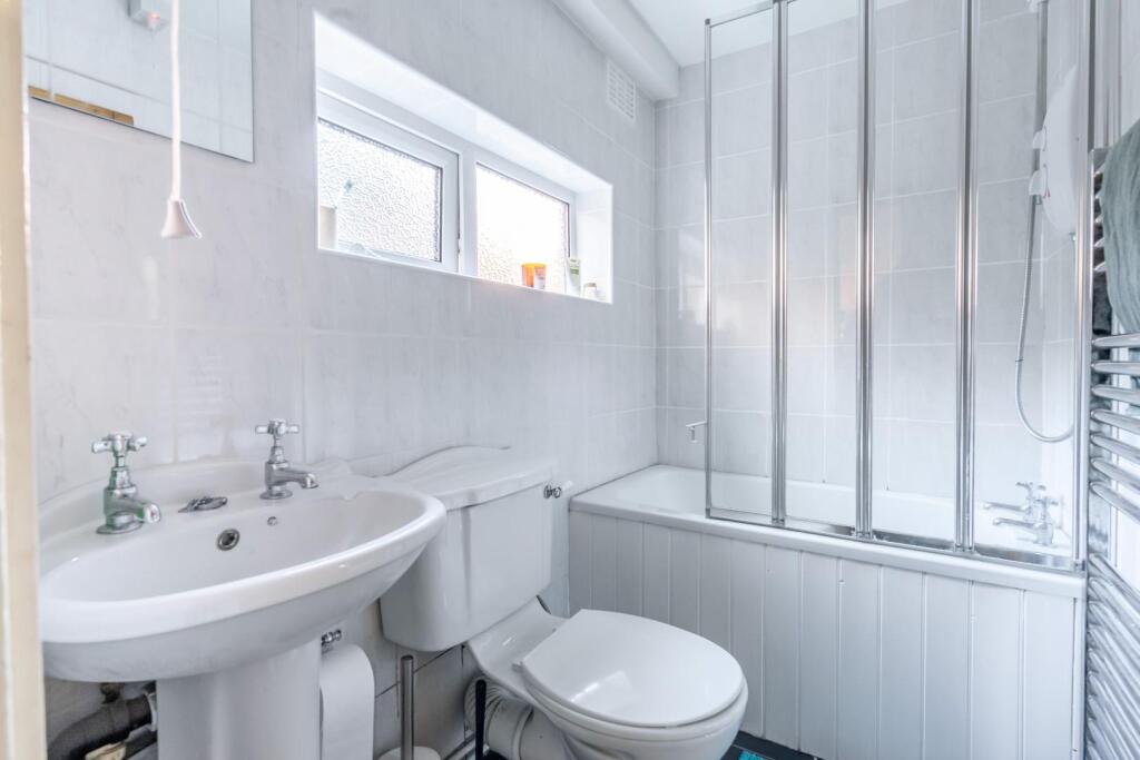 70 Gladstone street-8.jpg