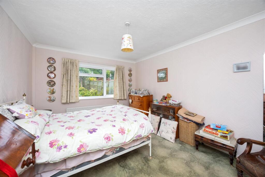 Hangleton Valley Drive, 71-003.jpg