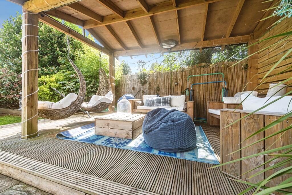 Covered seating area