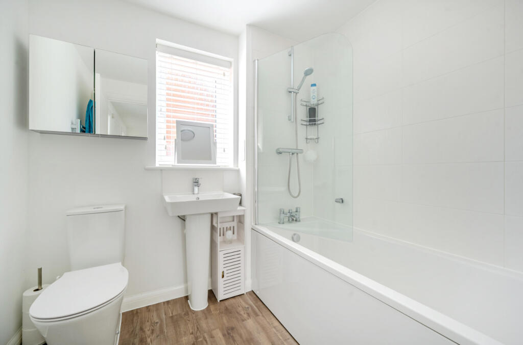 1343162-20-68ada9...