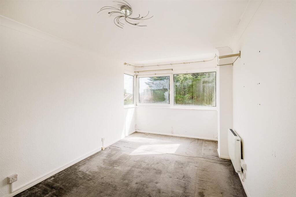 19 Trent Court ewb (18).jpg