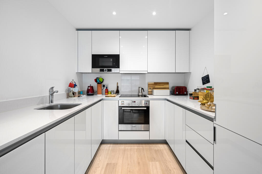 Pinnacle Apartments-9