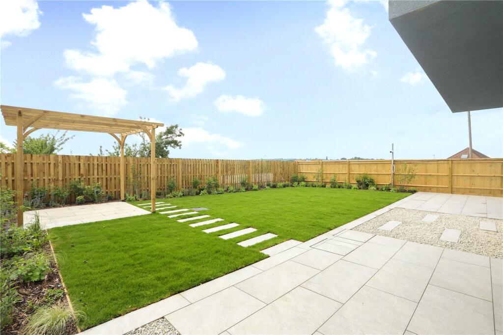 Show Home Garden