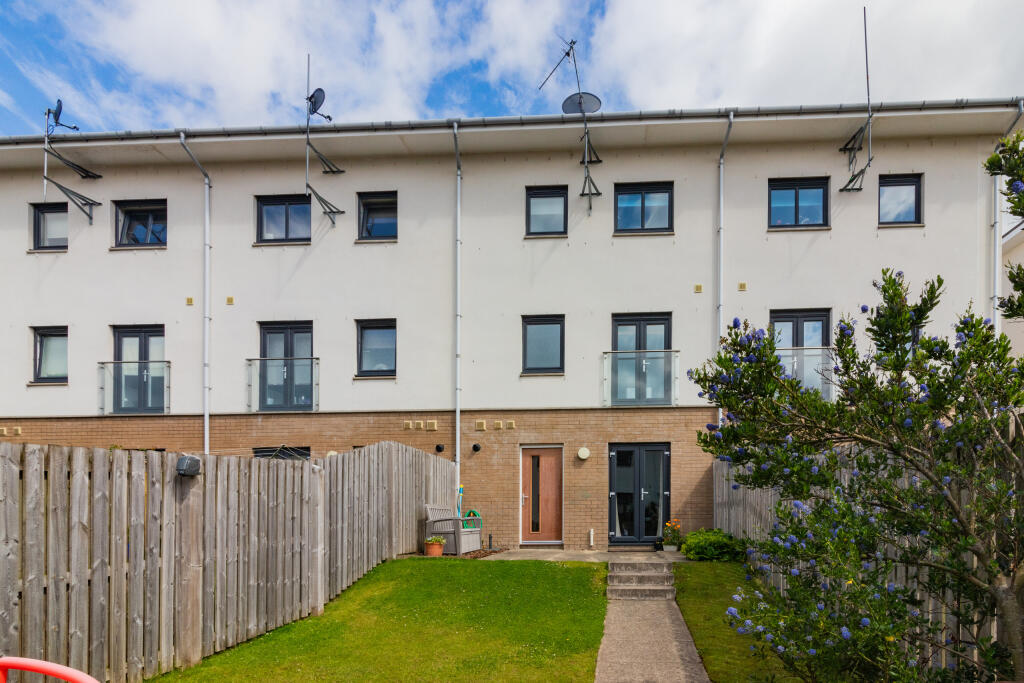12 James McKechnie Avenue Paisley Renfrewshire PA2