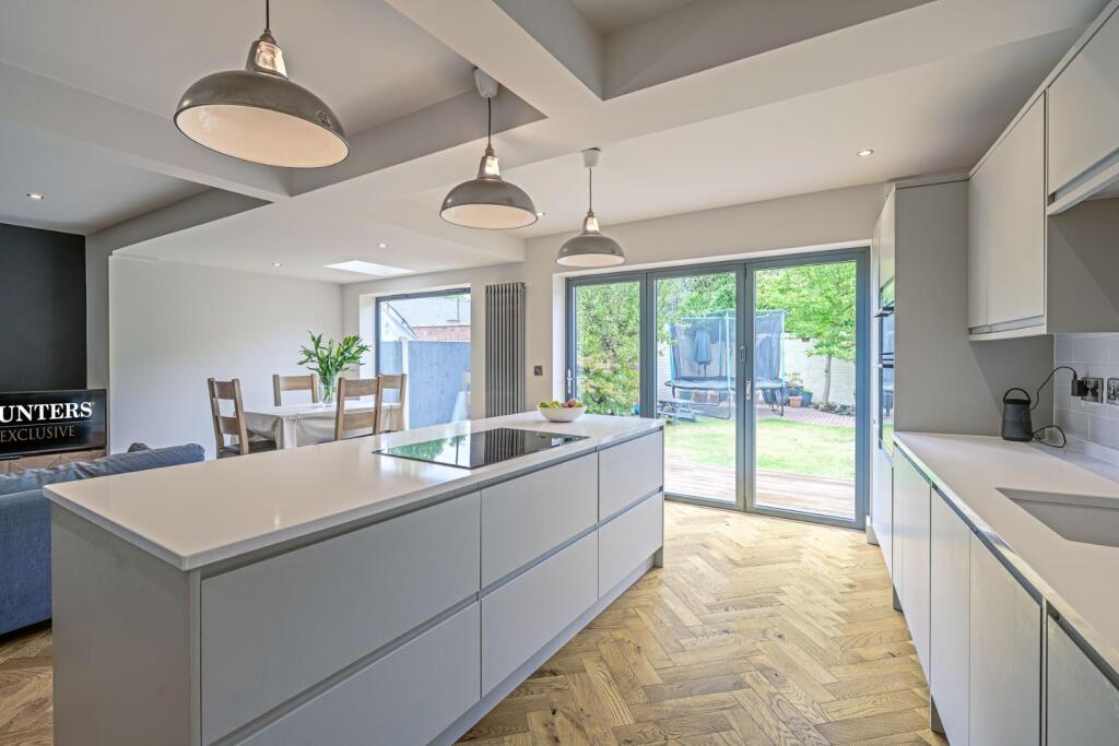 Open Plan Kitchen Living Area 4