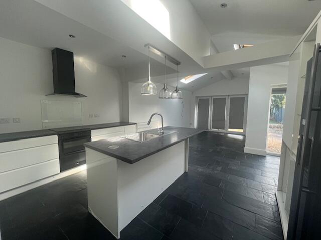 Image005 T202509021700.jpg