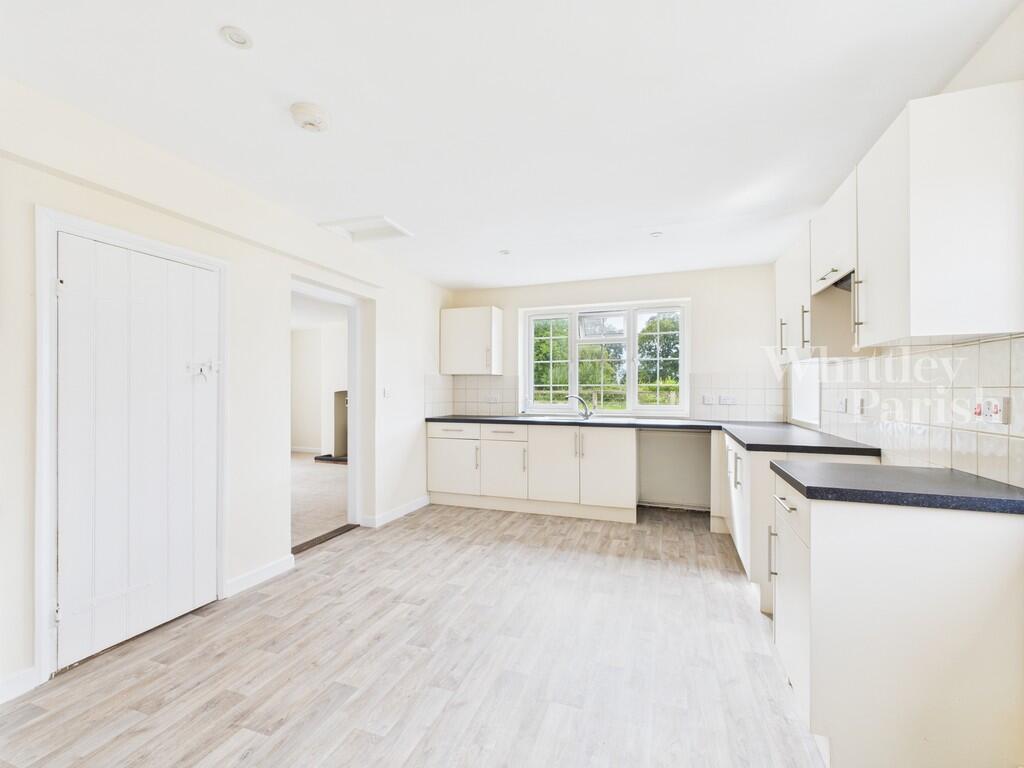 CAM04332G0-PR0454...