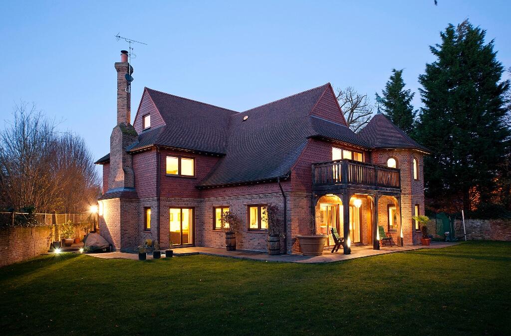 Beverley Lane, Kingston Upon Thames, Surrey, KT2