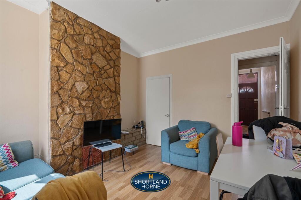 Lounge / Dining Room