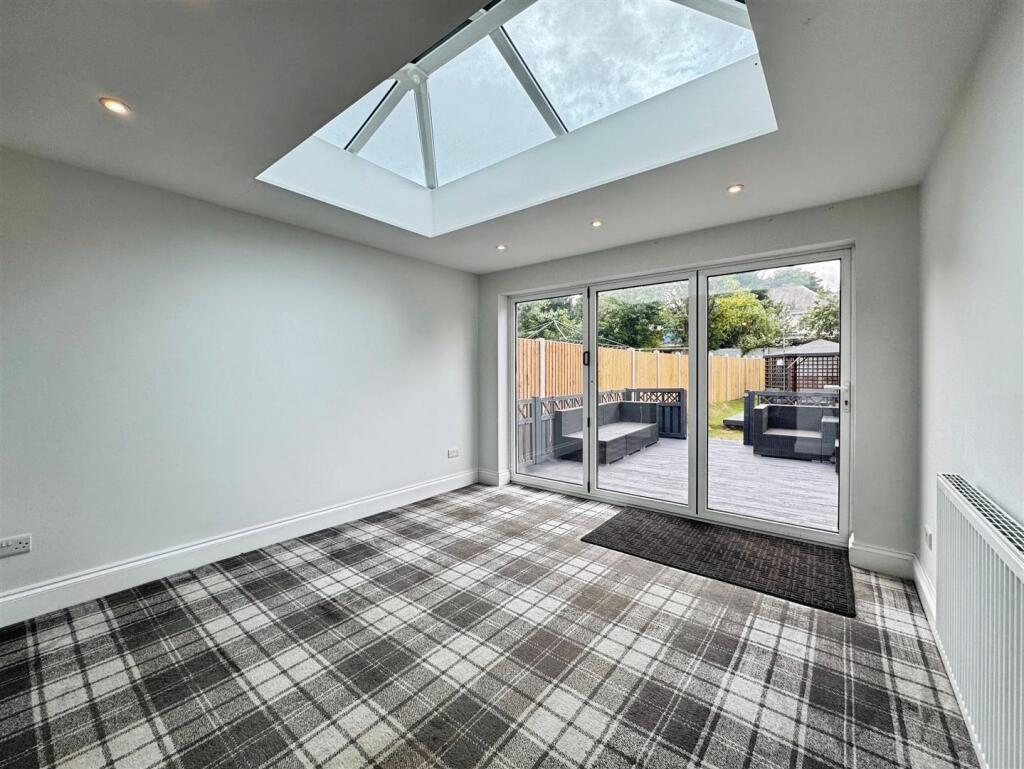 3dd37fcc-A-4320-9EAD-24C67F045007-6692-000005E9CD3