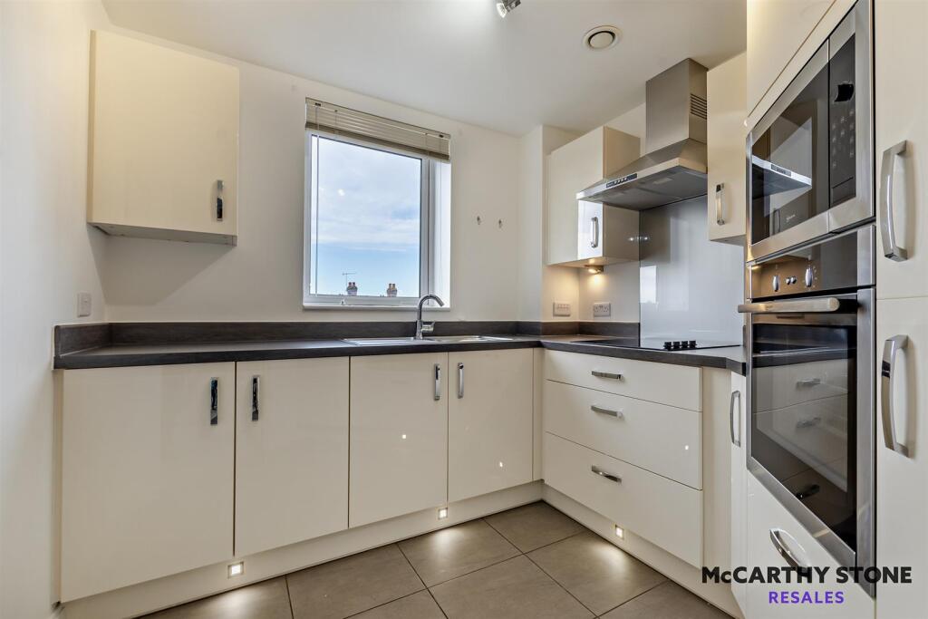 8629198-interior07-800.jpg