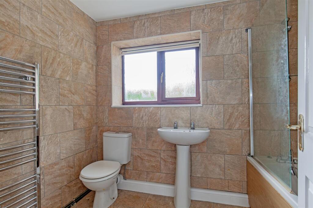 Bathroom-1.jpg