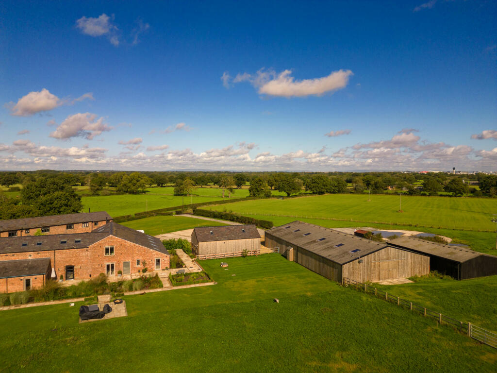 20230921-1124_Maison Haus - Blakeley Stables, Knut